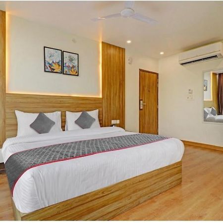 Hotel Sr Grand Gorakhpur Εξωτερικό φωτογραφία